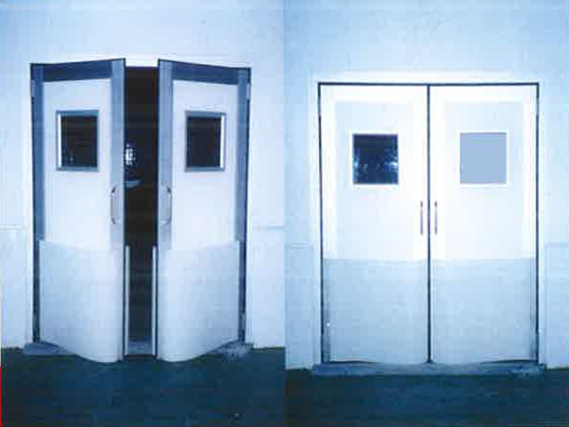 ประตูห้องคลีนรูม ห้องไลน์ผลิต ประตูบานสวิง เปิดสองทาง